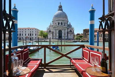 Amazing Grand Canal Apartment in San Marco Top Location