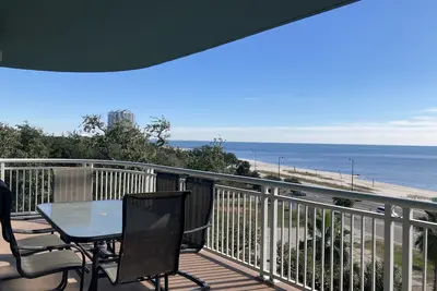 Image de Spacious Beachview End Unit in Legacy Tower 1-501 - 3 bedroom 3 bath condo