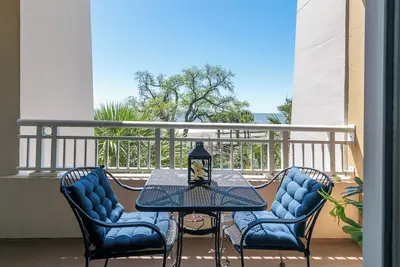 Image de Beachview Condo at Legacy Tower 2 -206 - fully furnished 2 bedroom 2 bathroom