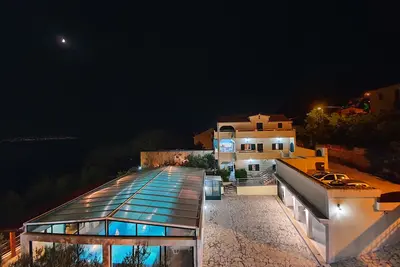 Image de 🌟 Villa with 2 pools near Split for 20+ guests
