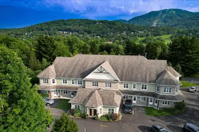Image de Condo le 201 Champlain Bromont avec vue sur la montagne Citq # 248253
