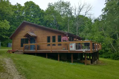 Image de Beautiful Secluded Cabin with hot tub on 50 acres