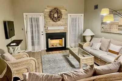 Image de Huge 2 Br✯Fast Wifi✯Christiana ✯Newark✯U of D✯Pets✯ Close to Many Restaurants✯