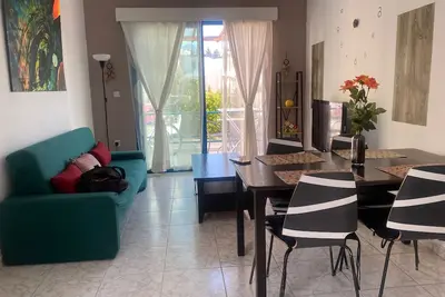 Image de 1-Bed cosy apartment close to Paphos  beach