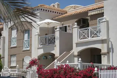 Image de Maison de vacances 'Casa de Sonrisa' avec piscine partagée, Wi-Fi, jardin et terrasse