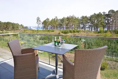 Image de Apartment with sea view, 1 bedroom and balcony