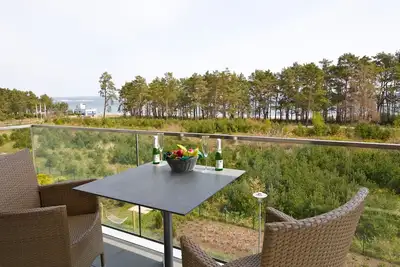 Image de Apartment with sea view, 1 bedroom and balcony