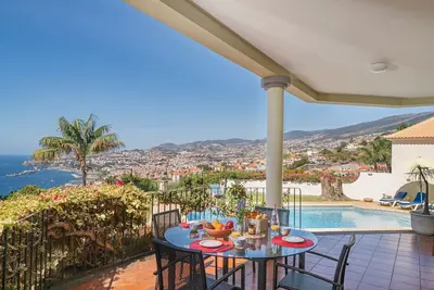 Image de Grand villa, view to Funchal and sea | Vista Sol