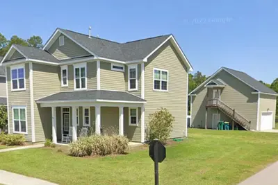 Image de House with a view\/sleep upto 6 Guest, pets welcome