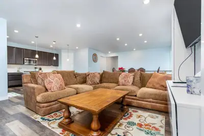 Image de Monthly Special! 3bd2ba Littleton New and Large Ranch Home
