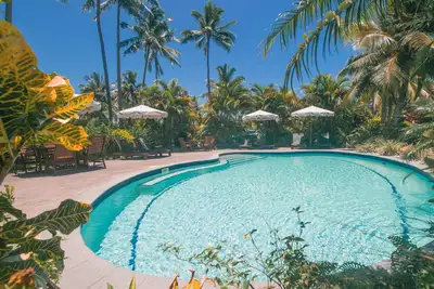 Image de Villa Rua lower floor of colonial style villa set in tropical gardens with pool