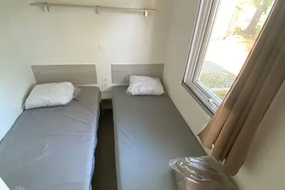 Image de Mobil-home confortable avec accès direct sur la plage