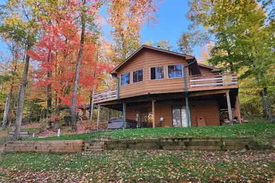 Image de Modern Lakefront Cabin w\/Hut Tub, 2 King Beds