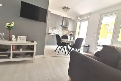 Image de Appartement de vacances Split pour 1 - 4 personnes avec 2 chambres Ă coucher - Maison mitoyenne