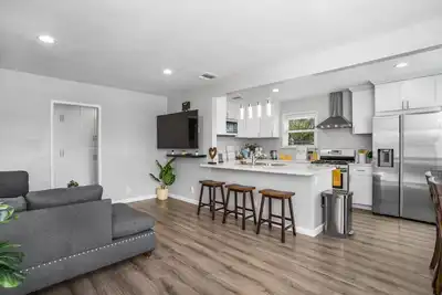 Image de Cozy Oc Home - Near Disney, Beaches, Malls, . . .