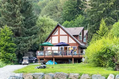 Image de Lakefront Cabin on Vancouver Island
