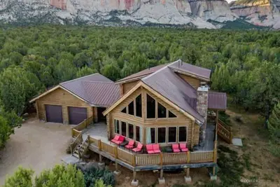 Image de Close to Zion Panaramic views Pet Friendly!