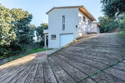 Image de Magnifique maison de vacances privée avec Wifi, climatisation, Tv, terrasse, animaux admis, parking