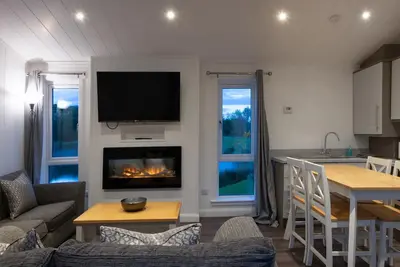 Image de Lodge 5 - Kinfaunse, romantic, character holiday cottage in Errol