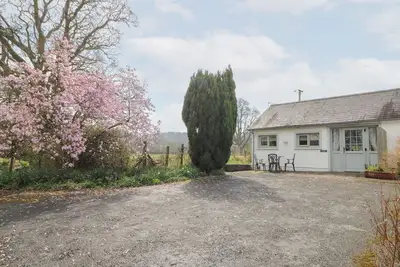 Image de Dinefwr Cottage, pet friendly, character holiday cottage in Llandeilo