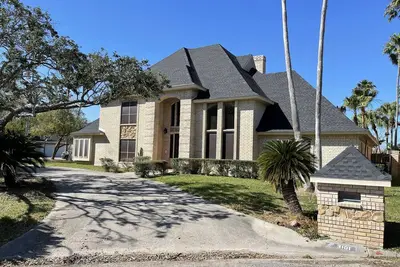 Image de Breathtaking, Lakefront, Pool, Private, big group, birds viewing