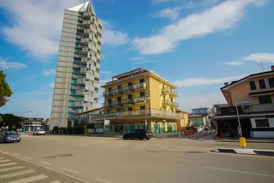 Image de Residence Quito Piazza Mazzini 150m from the sea and near Pista Azzurra Kart