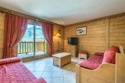 Image de 200m du centre station, 2ème étage, vue pistes de ski, remise en forme, piscine, sauna, hammam