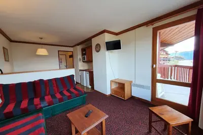 Image de 4ème étage, vue montagne, balcon, télévision, casier à ski, 41m², Montchavin La Plagne