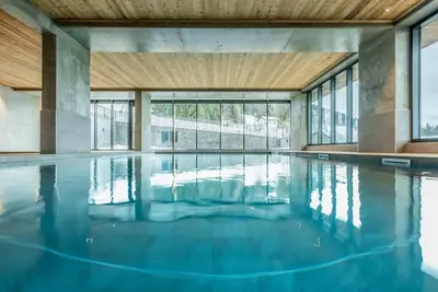 Image de À 50m des pistes de ski, 4ème étage, vue vallée, remise en forme, piscine, sauna, hammam, terrasse