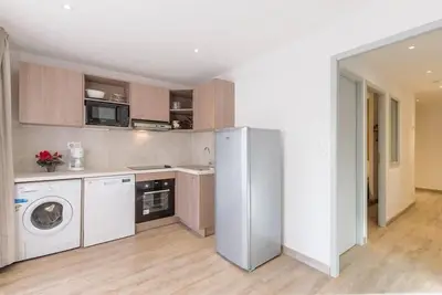 Image de À 50m des pistes de ski, balcon, télévision, casier à ski, 82m², Serre Chevalier