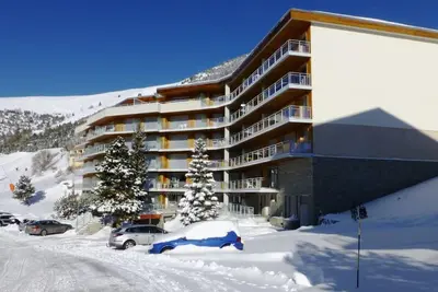 Image de 5ème étage, casier à ski, 16m², Alpe d'Huez
