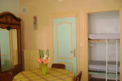 Image de Studio apartment very well located in La Bourboule