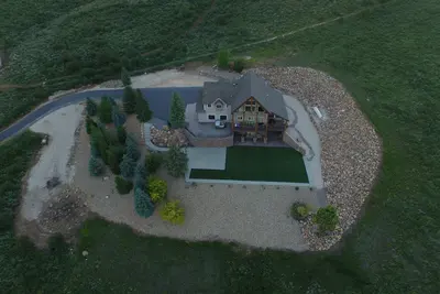 Image de Bear Lake Cabin w/ lots of privacy and amazing Lake View