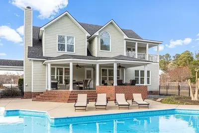 Image de Huge Family Home W/ Pool, Games, & Movie Room
