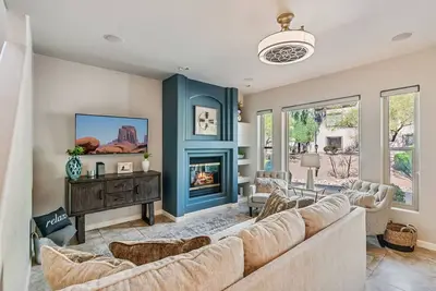 Image de Luxury townhome near Westworld, Mayo, Golf & Fine Dining  April 3rd Move In