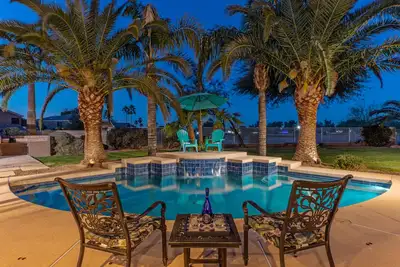 Image de Golf Course View: Htd Pool, Hot Tub, Fire Pit, Game Room w/Pool Table, TVs All BRs, 2 Kid's Bikes