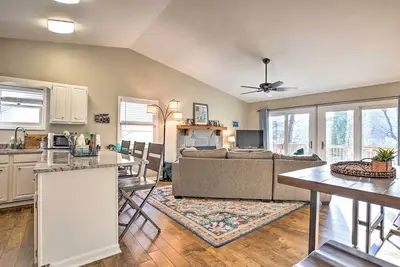 'Indigo Cottage' w/ Deck on Lake Arrowhead!