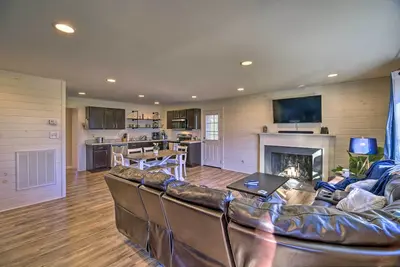 Image de Cozy Bristol Home w/ Yard ~ 1 Mile to Downtown!