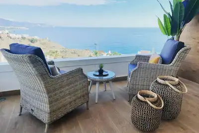 Image de A luxury apartment with stunning uninterrupted sea views