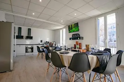 Image de Le Work&Play - Logement spécial groupe - 310 m²