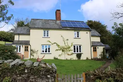 Image de 2 Lower Spire, a rural retreat like no other!