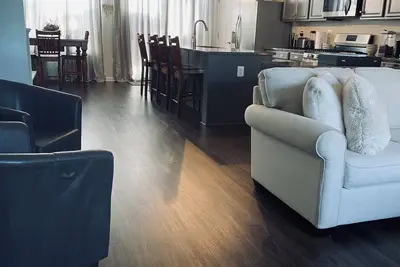 Image de 4 miles to downtown Charlottesville