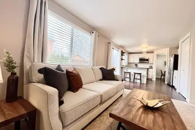Image de The Corner Terrace – Family and Pet Friendly Home