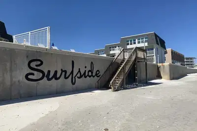 Image de Newly Renovated Ocean View Two-Story Condo - perfect for couples and families