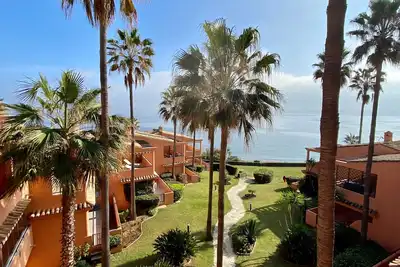 Image de Luxury three bedroom apartment with pool