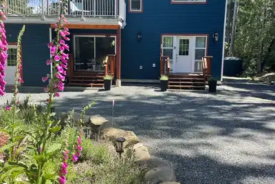 Image de Gabriola Large Private Suite & Hot Tub