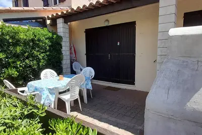 Image de Villa Cozy avec Terrasse, Piscine et Parking à Agde