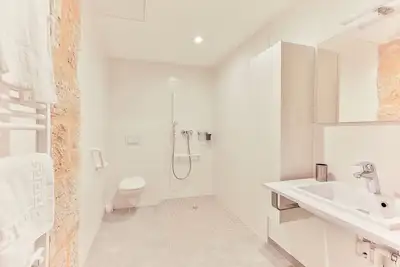Image de Bel appartement T2 en centre ville avec parking privatif