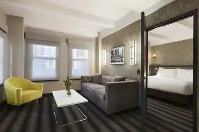 Image de Adventure Awaits! Walk to Times Square & Broadway, 3 Restaurants, Fitness Center