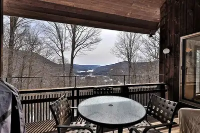 Image de Bright, Family-Friendly Lake View House Close to Okemo, Killington, Pico, Lakes